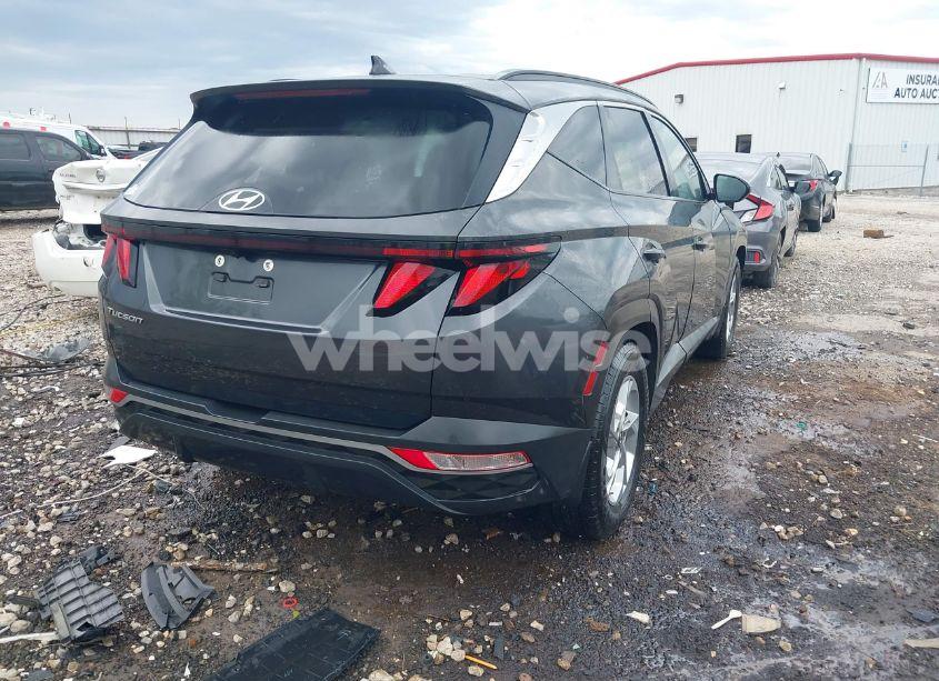 Photo 4 of 2024 Hyundai Tucson SEL (VIN 5NMJB3DE9RH320419)