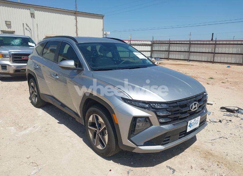 2025 Hyundai Tucson SEL (VIN 5NMJB3DE9SH472805) main photo