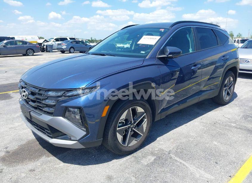 Photo 2 of 2025 Hyundai Tucson SEL (VIN 5NMJB3DE9SH481942)