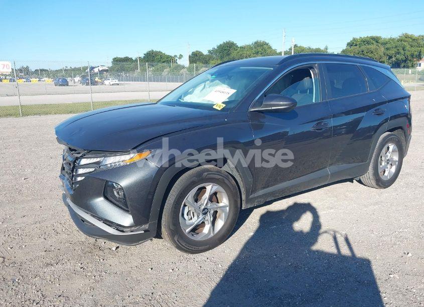 Photo 2 of 2024 Hyundai Tucson SEL (VIN 5NMJB3DEXRH315147)