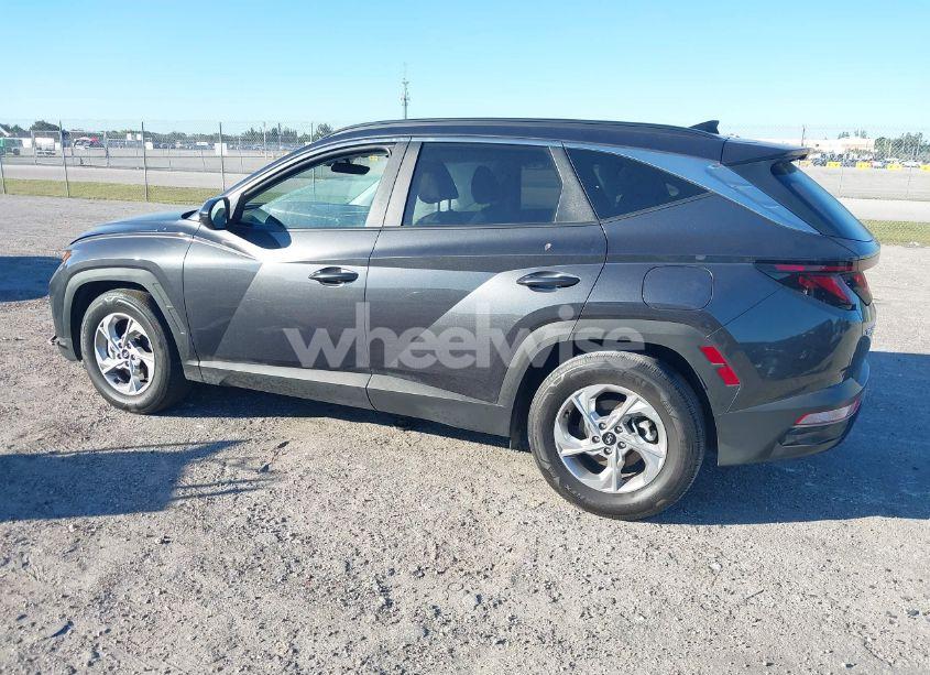 Photo 3 of 2024 Hyundai Tucson SEL (VIN 5NMJB3DEXRH315147)
