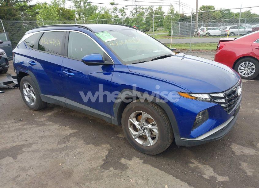 2024 Hyundai Tucson SEL (VIN 5NMJB3DEXRH337326) main photo