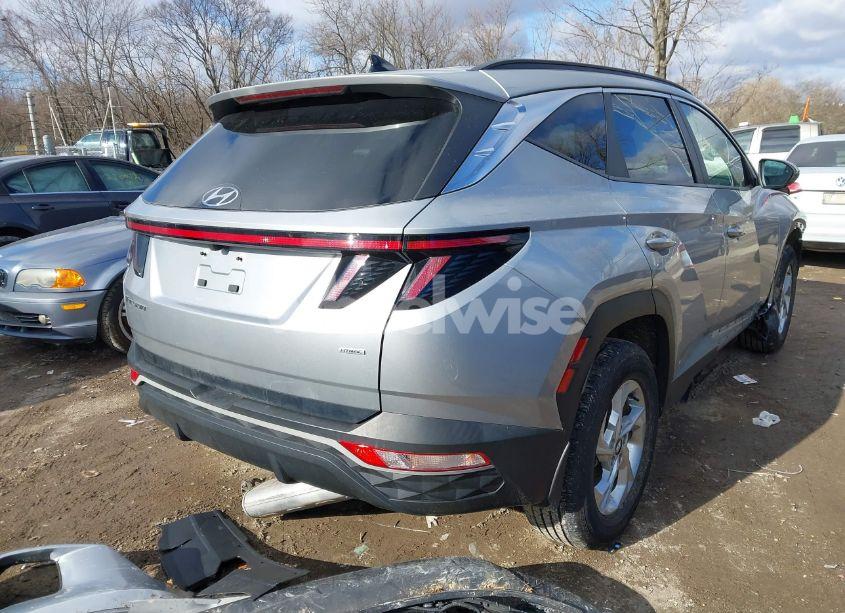 Photo 4 of 2022 Hyundai Tucson SEL (VIN 5NMJBCAE0NH131656)