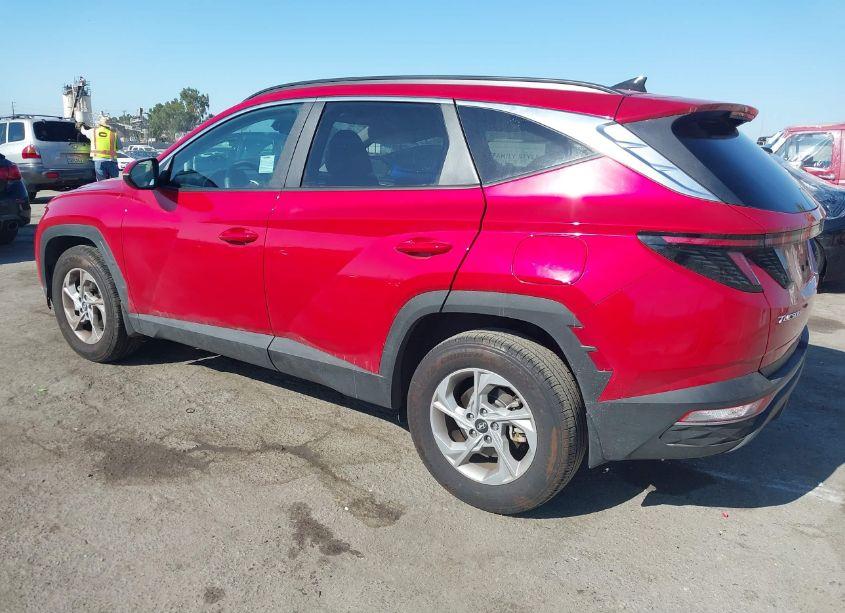 Photo 3 of 2023 Hyundai Tucson SEL (VIN 5NMJBCAE0PH227788)
