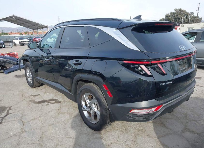 Photo 3 of 2023 Hyundai Tucson SEL (VIN 5NMJBCAE0PH281432)