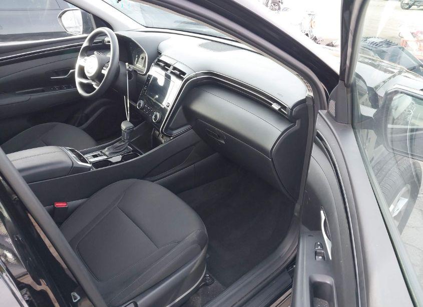 Photo 5 of 2023 Hyundai Tucson SEL (VIN 5NMJBCAE0PH281432)