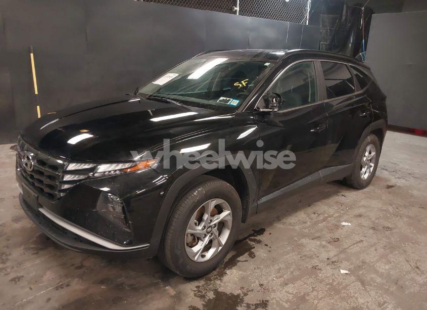 Photo 2 of 2022 Hyundai Tucson SEL (VIN 5NMJBCAE1NH101985)