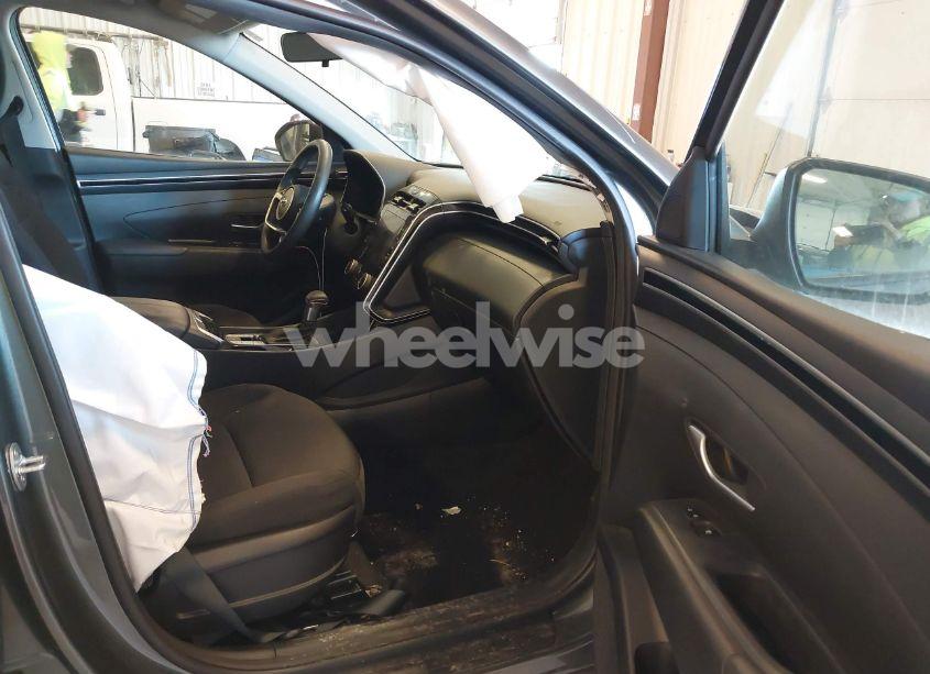 Photo 5 of 2022 Hyundai Tucson SEL (VIN 5NMJBCAE1NH117460)
