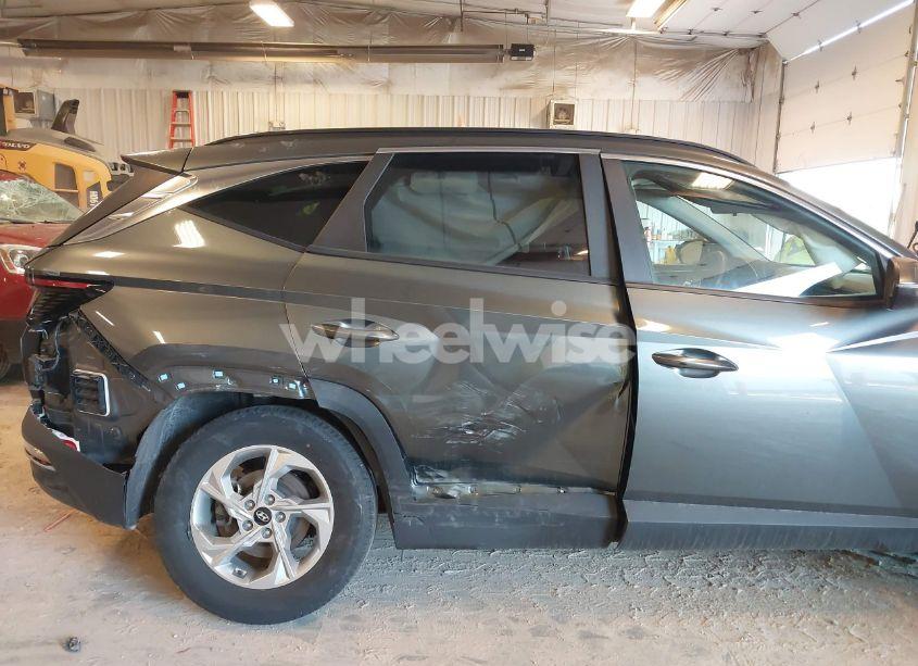 Photo 6 of 2022 Hyundai Tucson SEL (VIN 5NMJBCAE1NH117460)