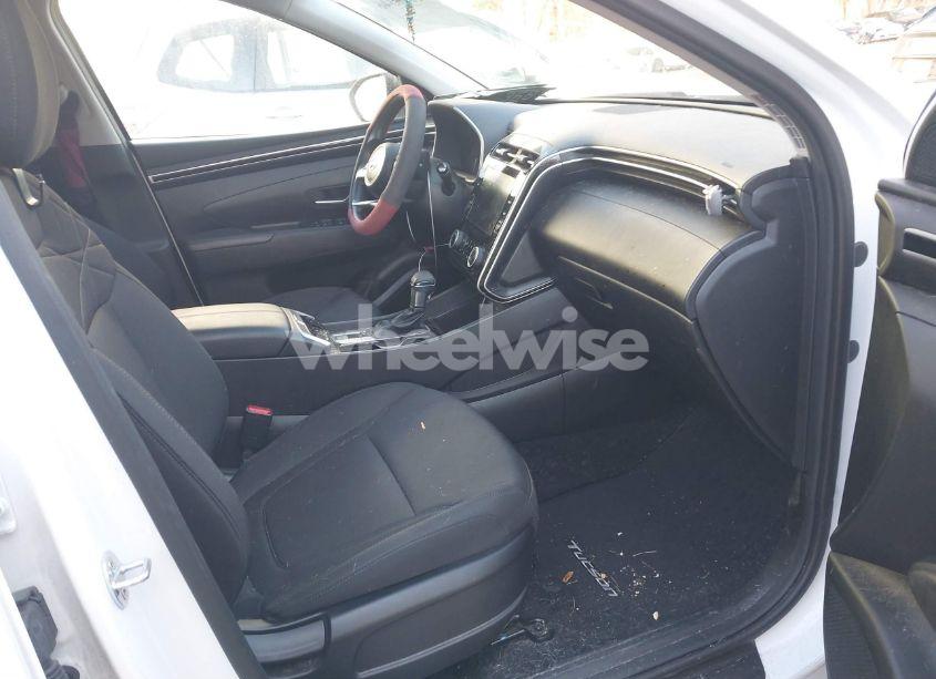 Photo 5 of 2022 Hyundai Tucson SEL (VIN 5NMJBCAE3NH114656)