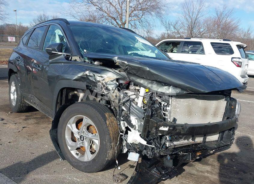 2022 Hyundai Tucson SEL (VIN 5NMJBCAE3NH145180) main photo