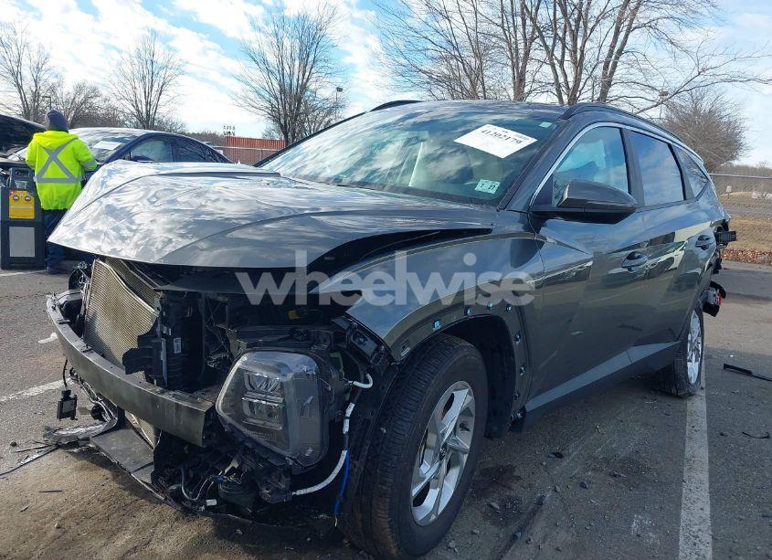 Photo 2 of 2022 Hyundai Tucson SEL (VIN 5NMJBCAE3NH145180)