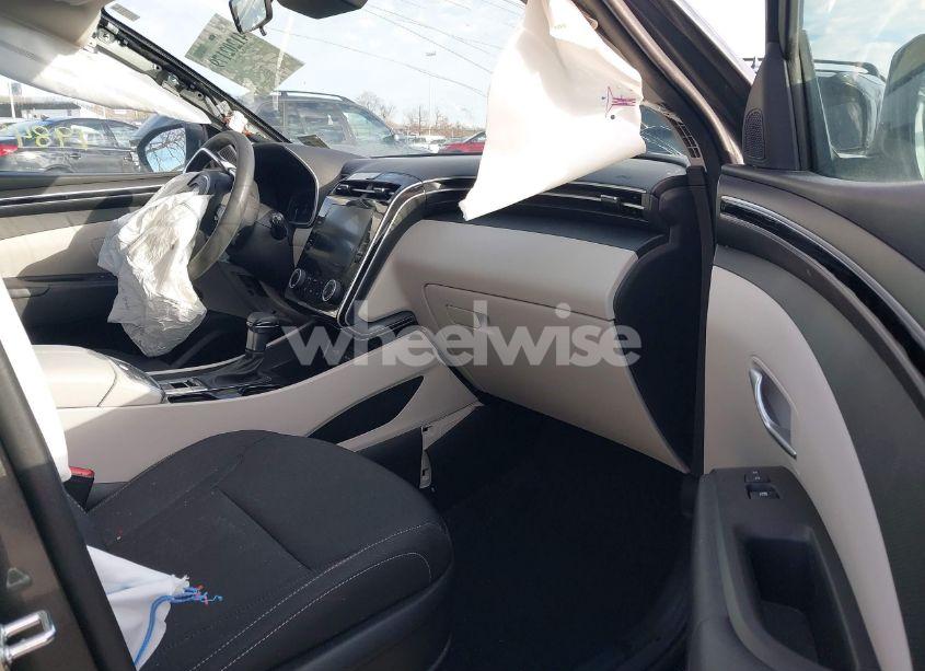 Photo 5 of 2022 Hyundai Tucson SEL (VIN 5NMJBCAE3NH145180)