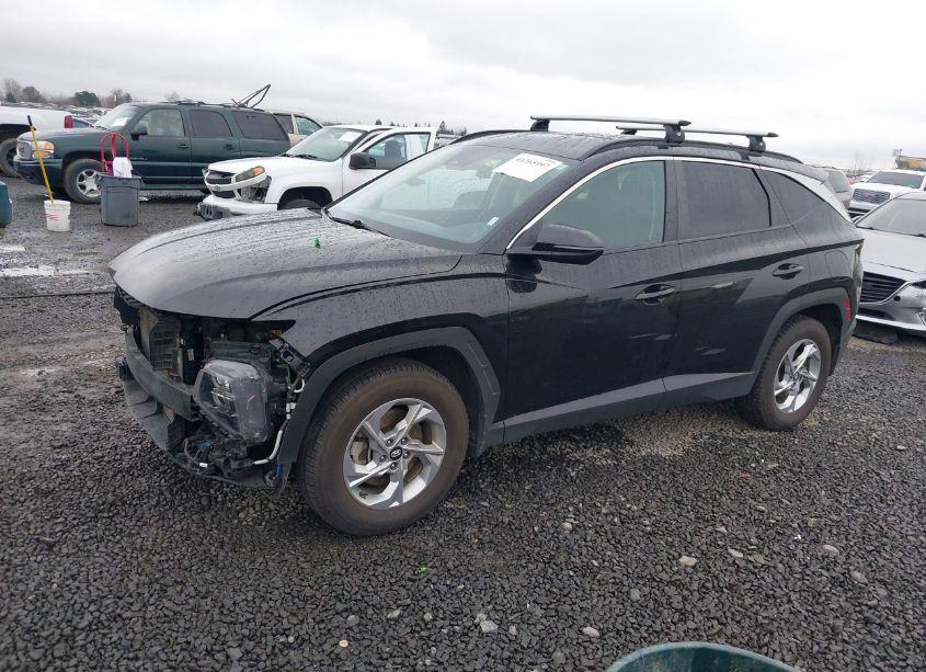 Photo 2 of 2023 Hyundai Tucson SEL (VIN 5NMJBCAE3PH174438)