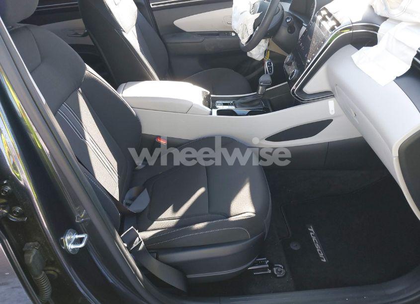 Photo 5 of 2023 Hyundai Tucson SEL (VIN 5NMJBCAE3PH253348)