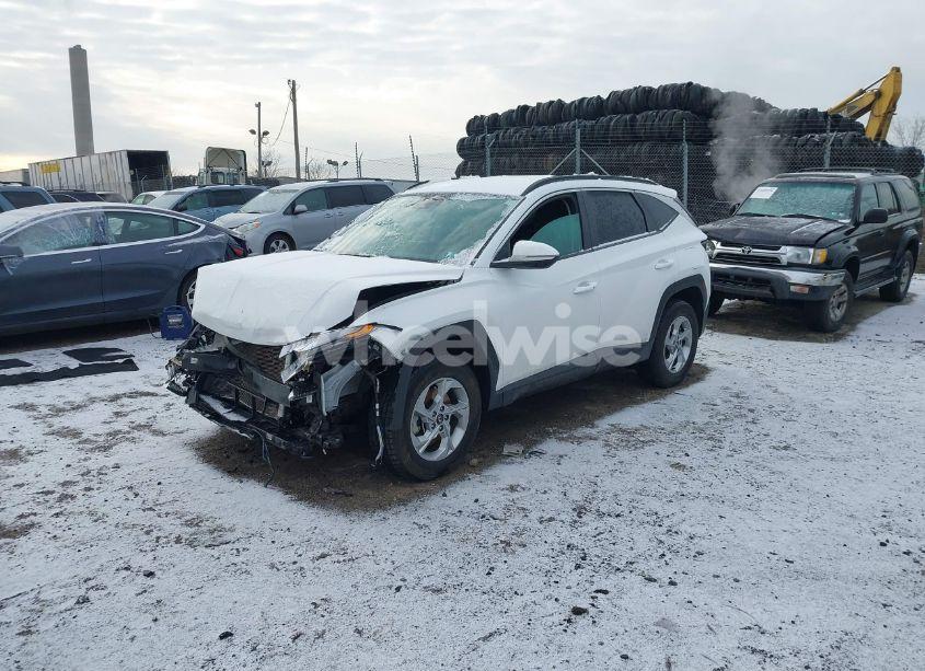 Photo 2 of 2022 Hyundai Tucson SEL (VIN 5NMJBCAE4NH090660)