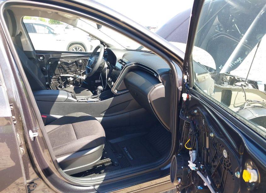 Photo 5 of 2023 Hyundai Tucson SEL (VIN 5NMJBCAE4PH186971)