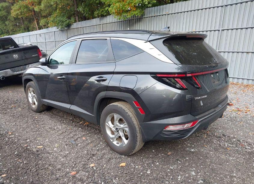 Photo 3 of 2023 Hyundai Tucson SEL (VIN 5NMJBCAE4PH233657)
