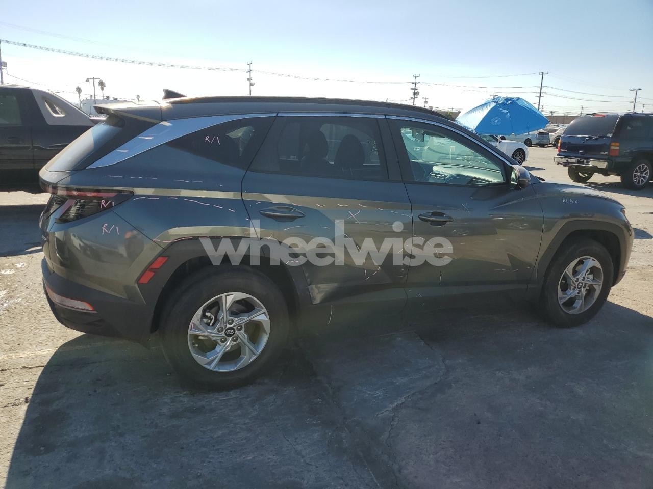 Photo 3 of 2023 HYUNDAI TUCSON SEL (VIN 5NMJBCAE4PH239815)