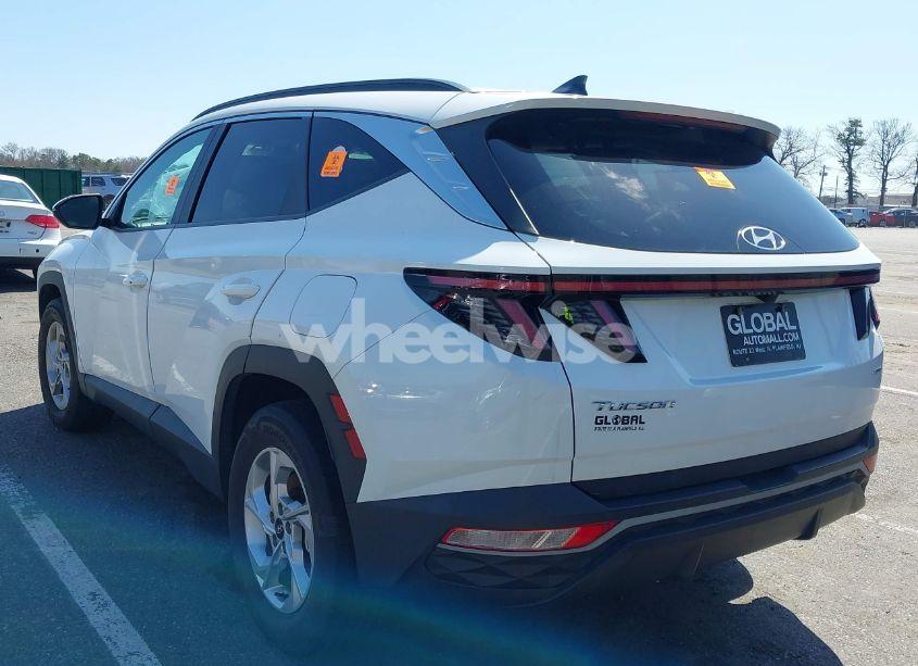 Photo 3 of 2022 Hyundai Tucson SEL (VIN 5NMJBCAE5NH106221)