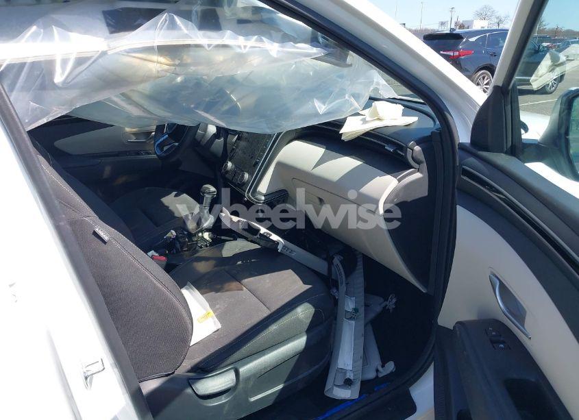 Photo 5 of 2022 Hyundai Tucson SEL (VIN 5NMJBCAE5NH106221)