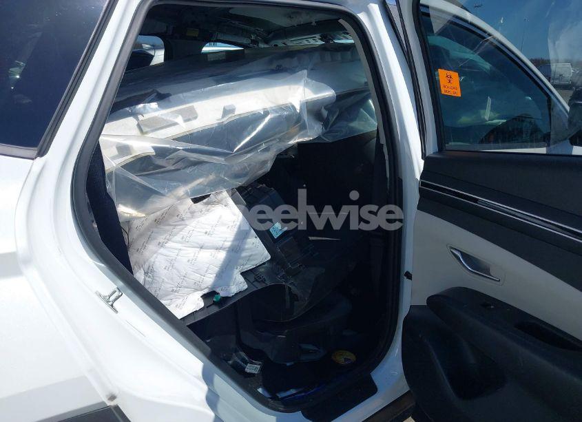 Photo 8 of 2022 Hyundai Tucson SEL (VIN 5NMJBCAE5NH106221)