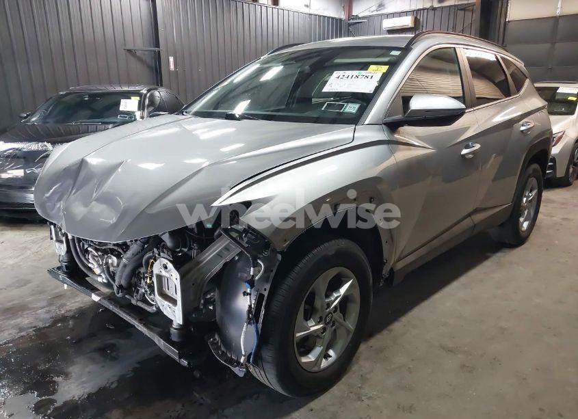 Photo 2 of 2023 Hyundai Tucson SEL (VIN 5NMJBCAE5PH254307)