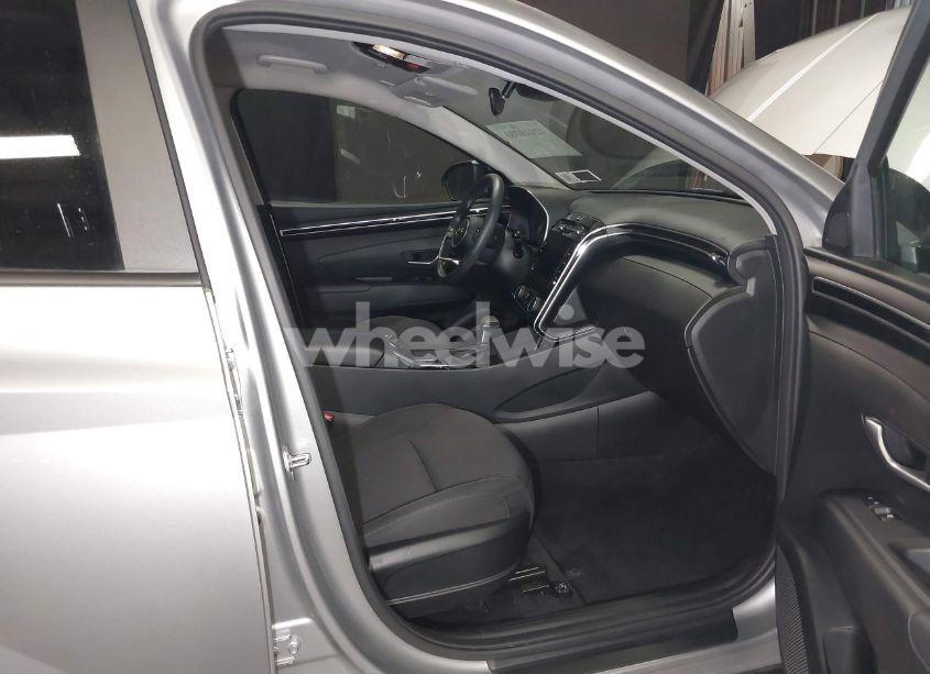 Photo 5 of 2023 Hyundai Tucson SEL (VIN 5NMJBCAE5PH254307)