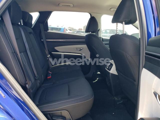 Photo 6 of 2023 HYUNDAI TUCSON SEL (VIN 5NMJBCAE6PH210235)