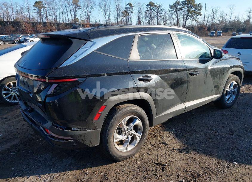 Photo 4 of 2022 Hyundai Tucson SEL (VIN 5NMJBCAE7NH094704)