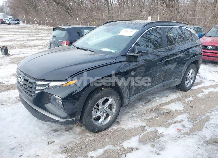 Photo 2 of 2023 Hyundai Tucson SEL (VIN 5NMJBCAE7PH173857)