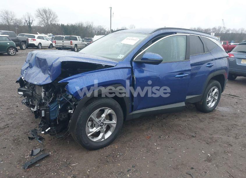 Photo 2 of 2022 Hyundai Tucson SEL (VIN 5NMJBCAE8NH000555)