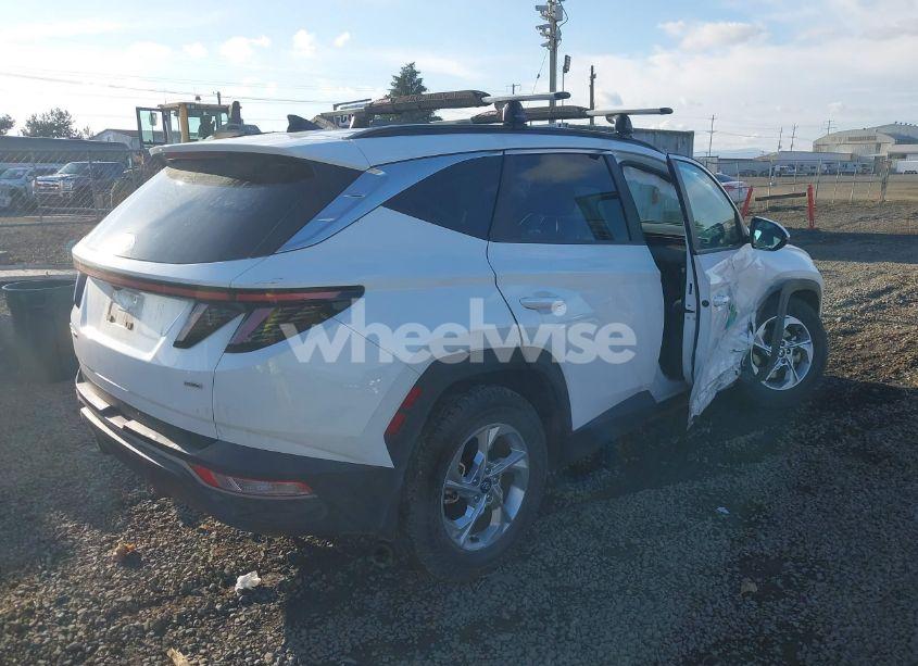 Photo 4 of 2022 Hyundai Tucson SEL (VIN 5NMJBCAE8NH057886)