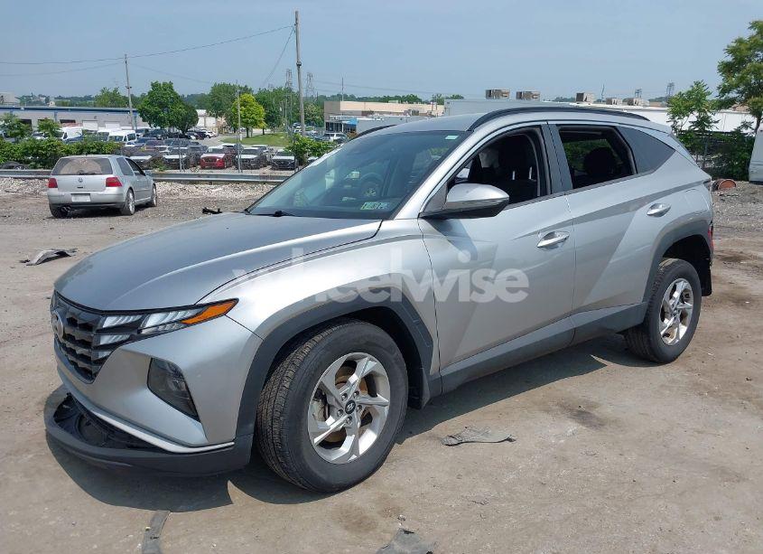 Photo 2 of 2022 Hyundai Tucson SEL (VIN 5NMJBCAE8NH089527)