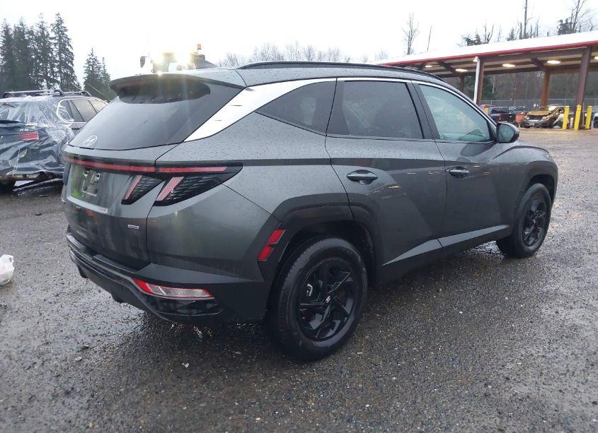 Photo 4 of 2022 Hyundai Tucson SEL (VIN 5NMJBCAE9NH007157)