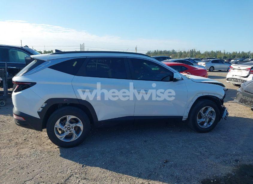 Photo 13 of 2022 Hyundai Tucson SEL (VIN 5NMJBCAE9NH137679)