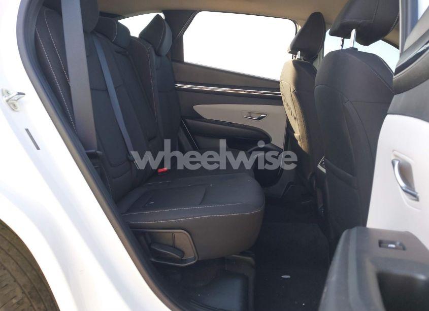 Photo 8 of 2022 Hyundai Tucson SEL (VIN 5NMJBCAE9NH137679)