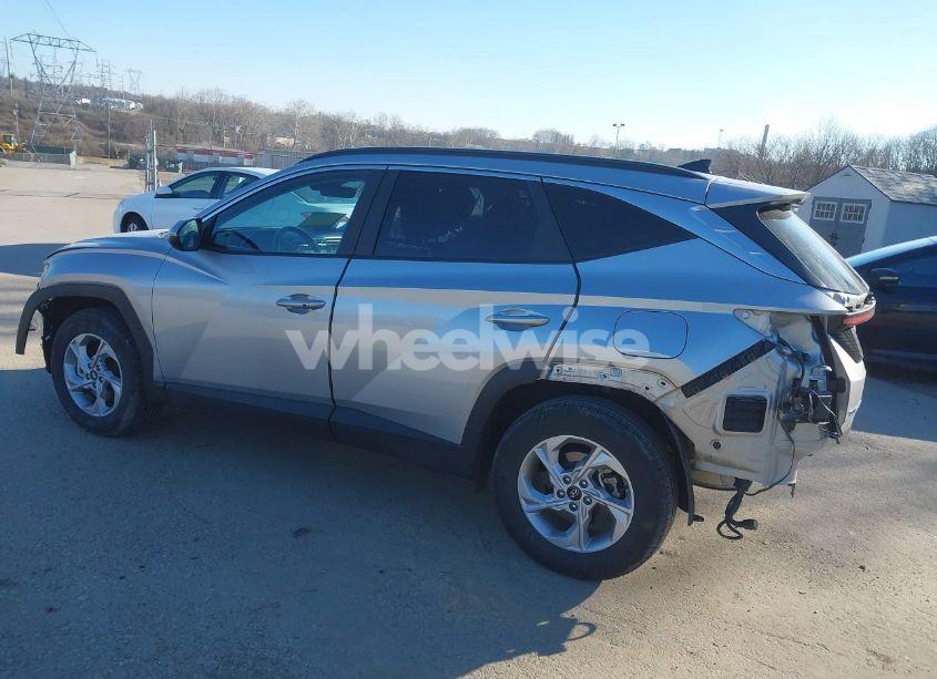 Photo 3 of 2022 Hyundai Tucson SEL (VIN 5NMJBCAE9NH155325)