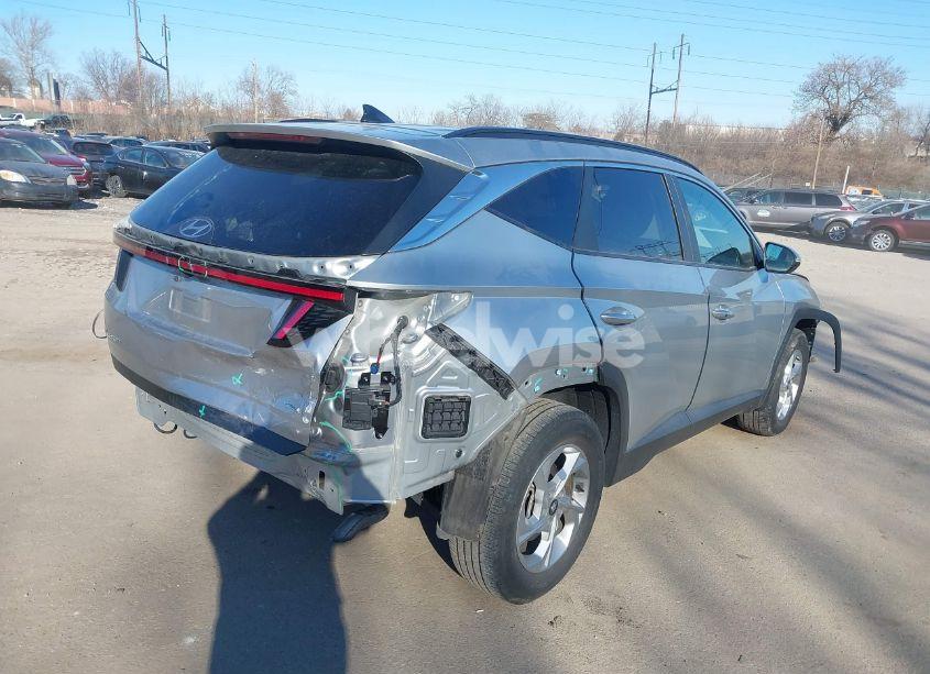 Photo 4 of 2022 Hyundai Tucson SEL (VIN 5NMJBCAE9NH155325)
