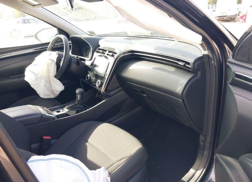 Photo 5 of 2022 Hyundai Tucson SEL (VIN 5NMJBCAEXNH040636)