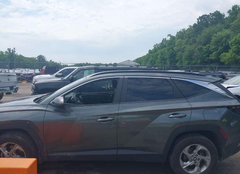 Photo 15 of 2022 Hyundai Tucson SEL (VIN 5NMJBCAEXNH097452)