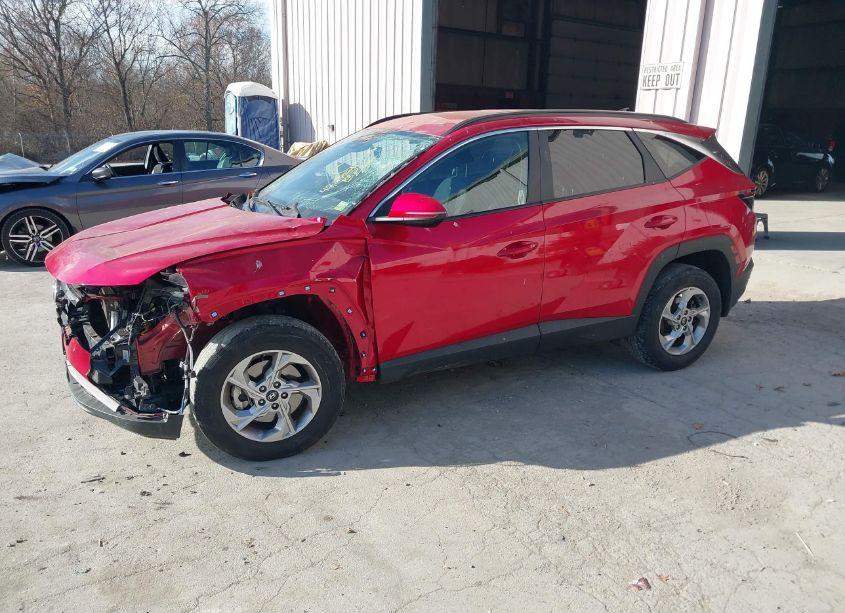 Photo 2 of 2023 Hyundai Tucson SEL (VIN 5NMJBCAEXPH170743)