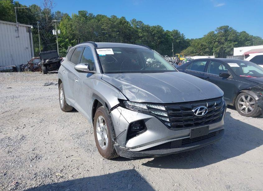 2024 Hyundai Tucson SEL (VIN 5NMJBCDE0RH348741) main photo