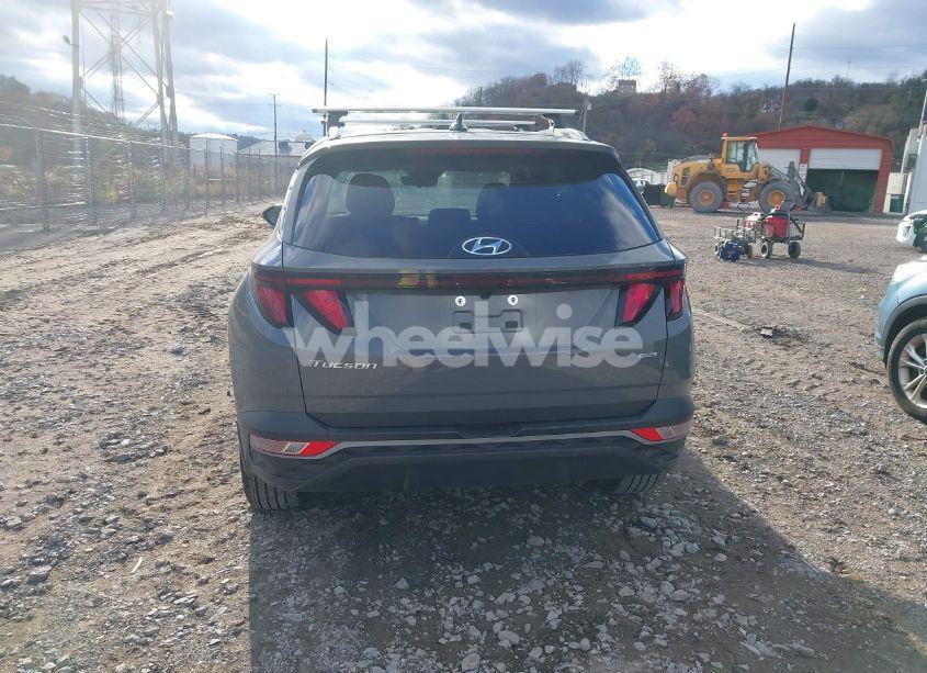 Photo 16 of 2024 Hyundai Tucson SEL (VIN 5NMJBCDE0RH423857)