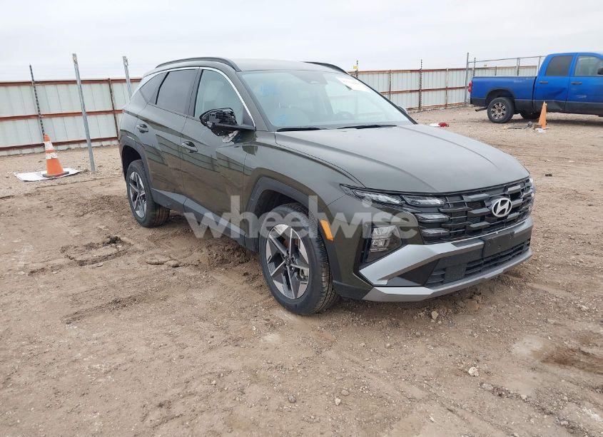 2025 Hyundai Tucson SEL (VIN 5NMJBCDE0SH479237) main photo