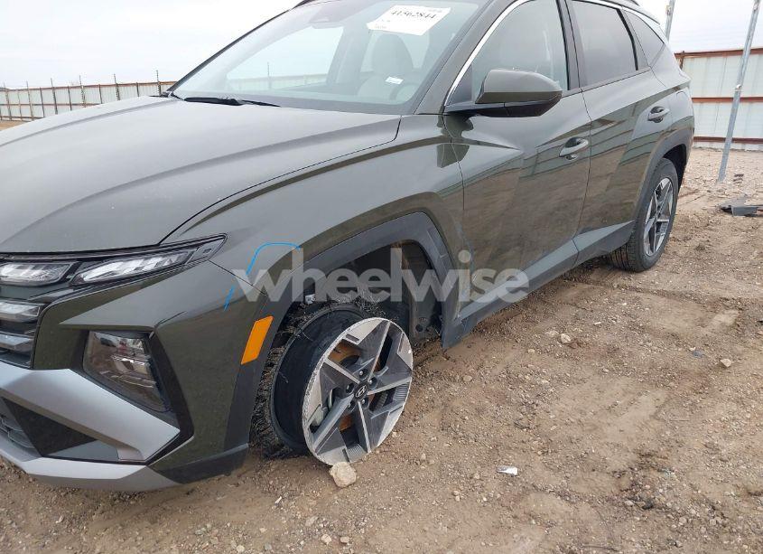 Photo 6 of 2025 Hyundai Tucson SEL (VIN 5NMJBCDE0SH479237)