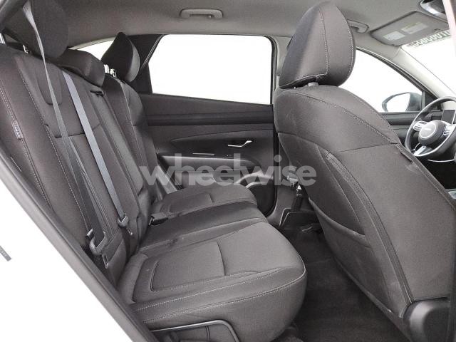 Photo 9 of 2025 HYUNDAI TUCSON SEL (VIN 5NMJBCDE0SH516450)