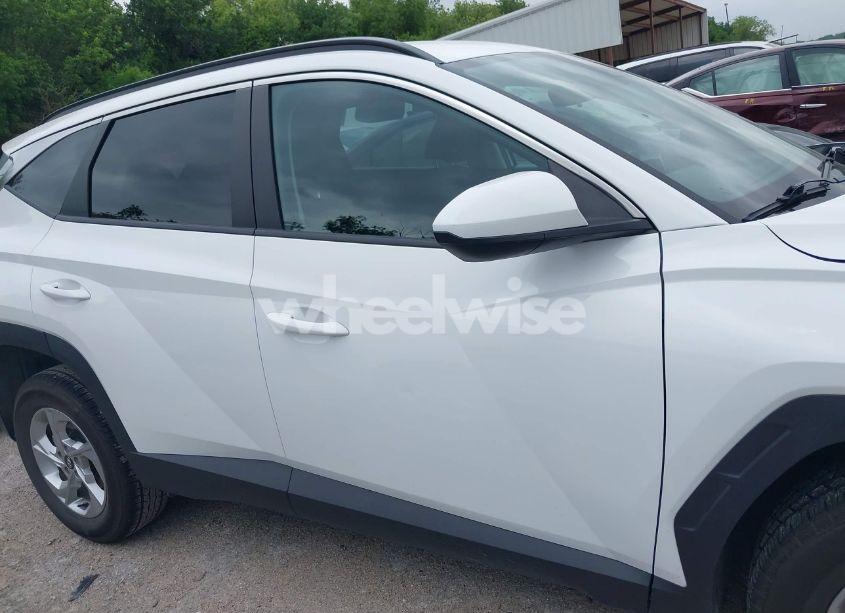 Photo 13 of 2024 Hyundai Tucson SEL (VIN 5NMJBCDE1RH295953)