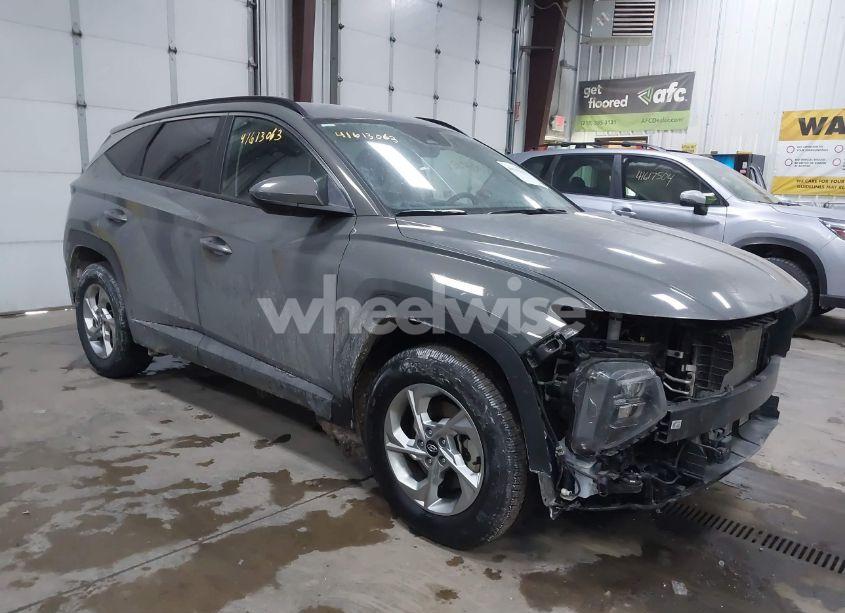 2024 Hyundai Tucson SEL (VIN 5NMJBCDE1RH426539) main photo
