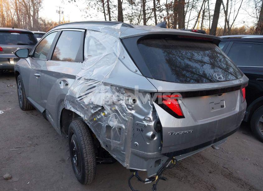 Photo 3 of 2024 Hyundai Tucson SEL (VIN 5NMJBCDE1RH428534)